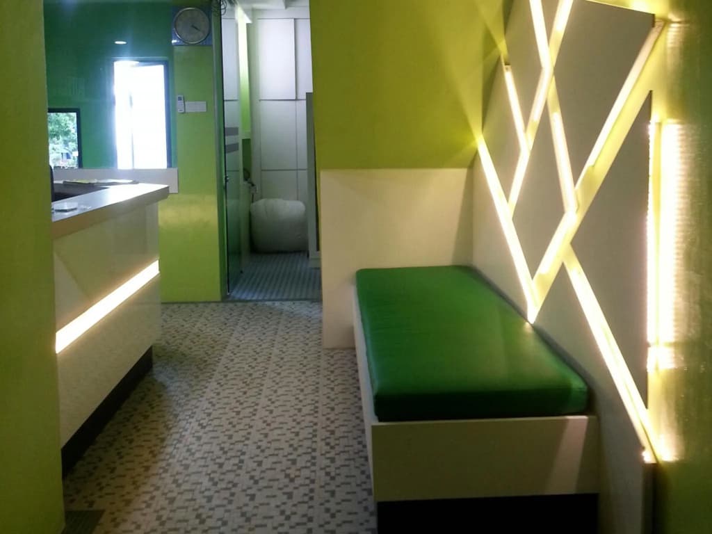 Merlin Hotel - photo 9