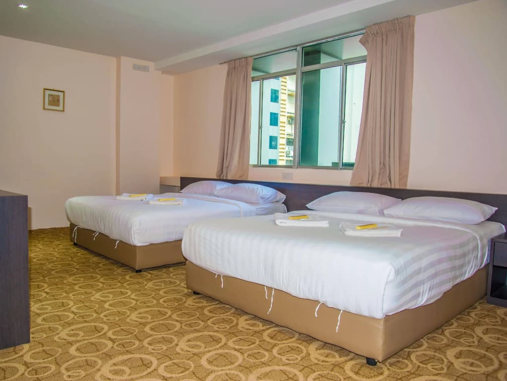 Lucky 11 Hotel - photo 3
