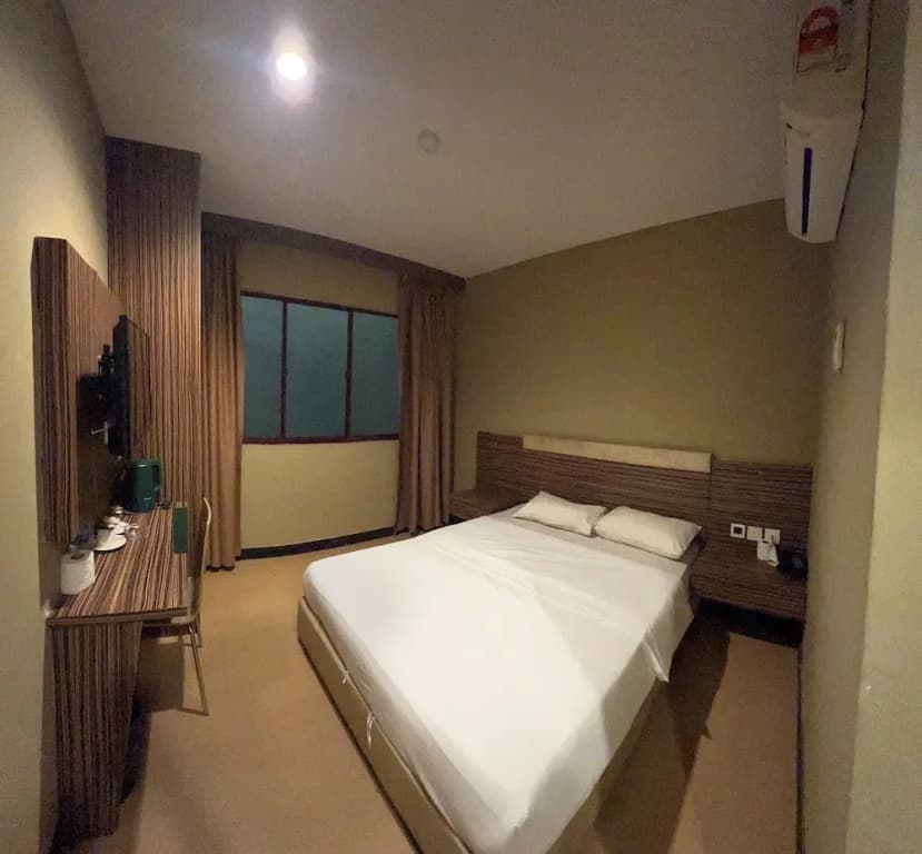 Havona Hotel -Permas Jaya -Self Check-In - photo 2