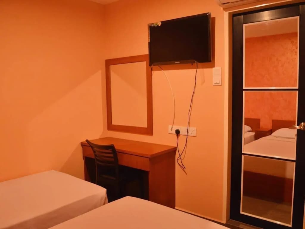 Your Hotel - photo 6