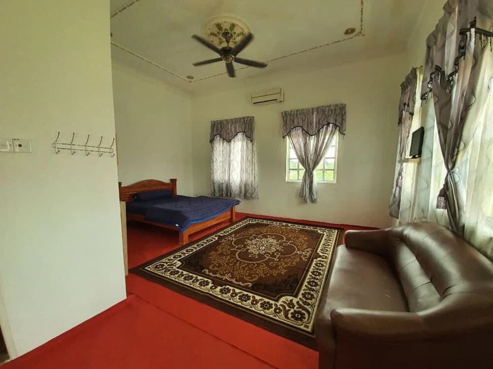 Hotel Z Dirgahayu 313 by Oyo Rooms - photo 5