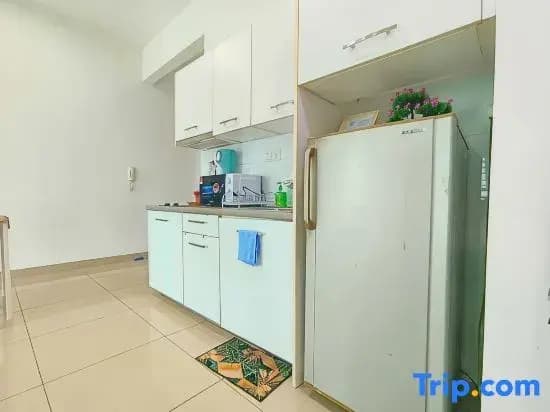 #CS6, Lovely Cybersquare Ensuite with Skyline View - photo 7