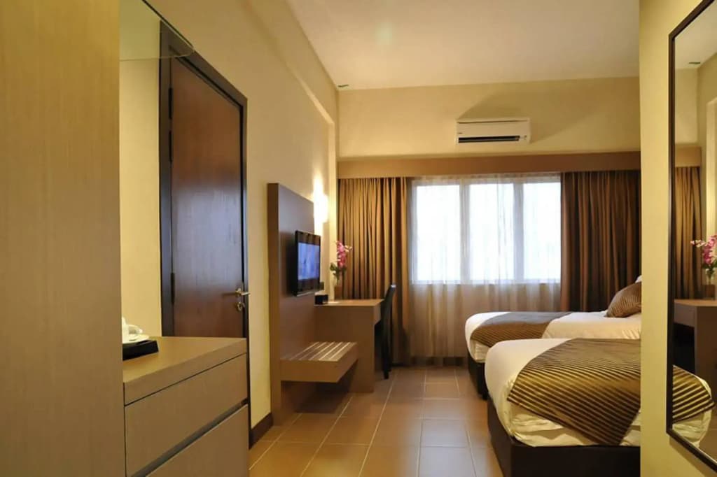 Hotel Bendahara @ Malacca City - photo 6