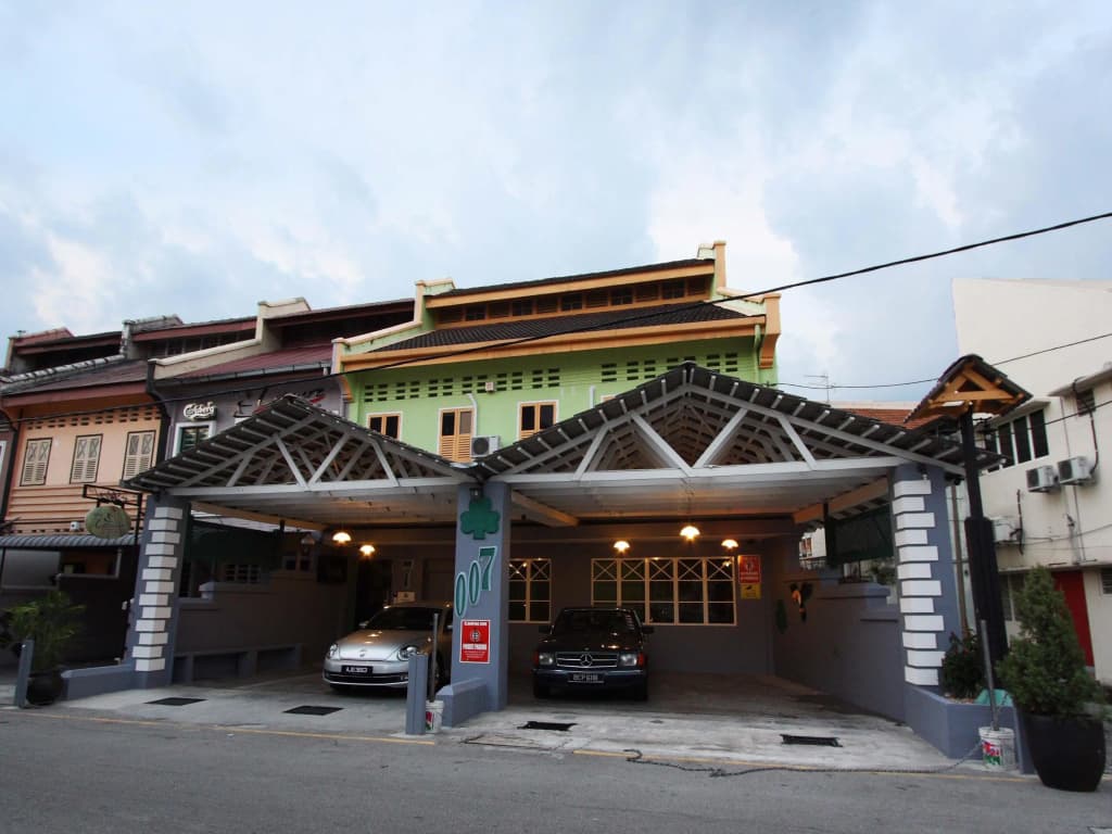 Shamrock Guest House II - photo 1