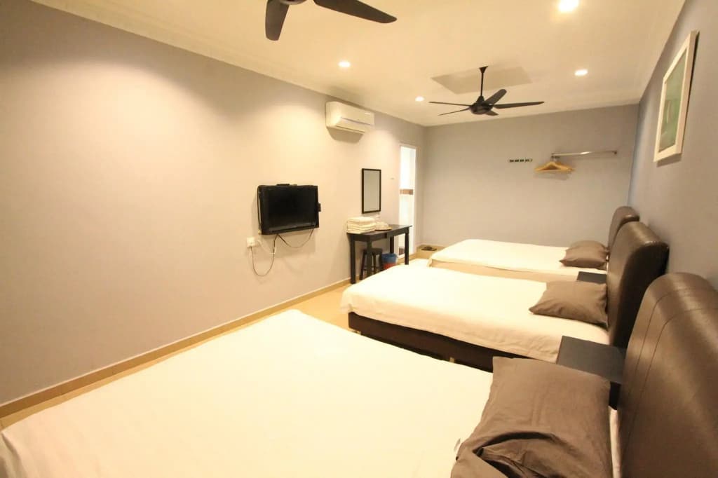 Hotel Station 18 - photo 26