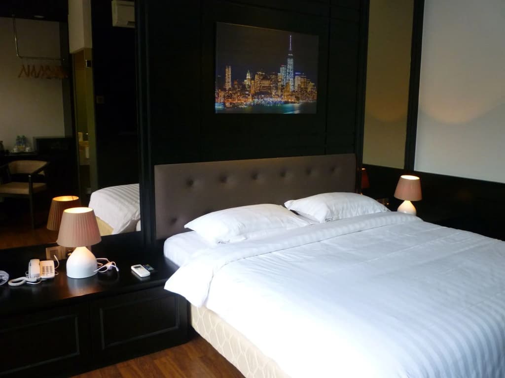 Manhattan Business Hotel Damansara Perdana - photo 6
