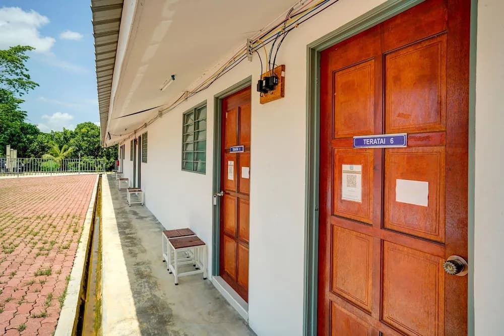 Capital O 90423 Teratai Chalet - photo 11