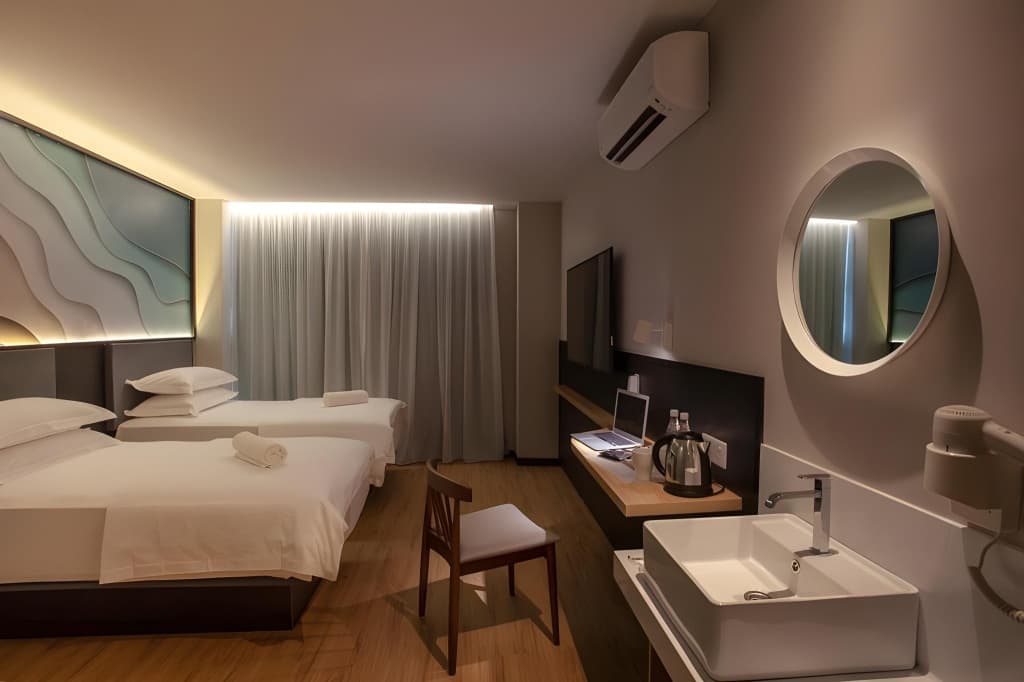 Hako Hotel Mount Austin - photo 25