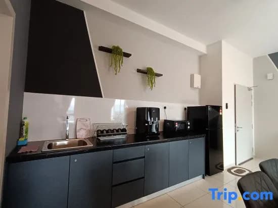 Emerald Sky Suites l The Horizon Ipoh l by Grab A Stay l 1-8pax - photo 5