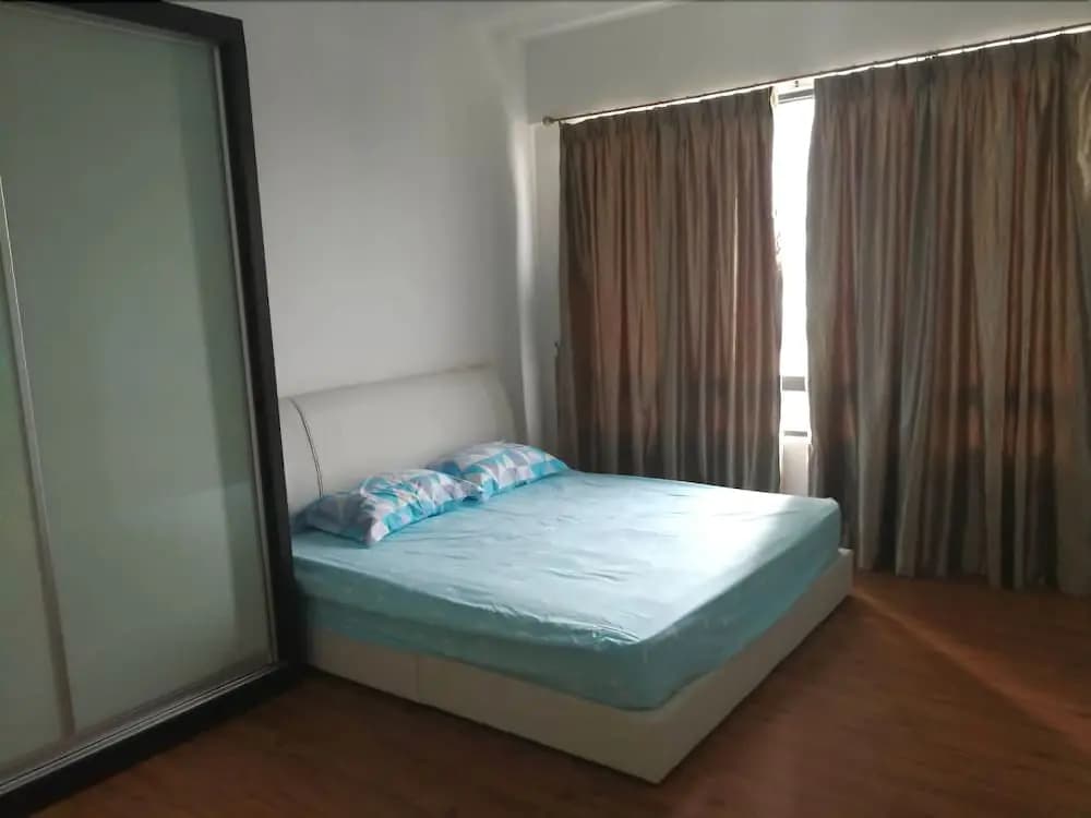 Woodsbury Suites 7722 - photo 3
