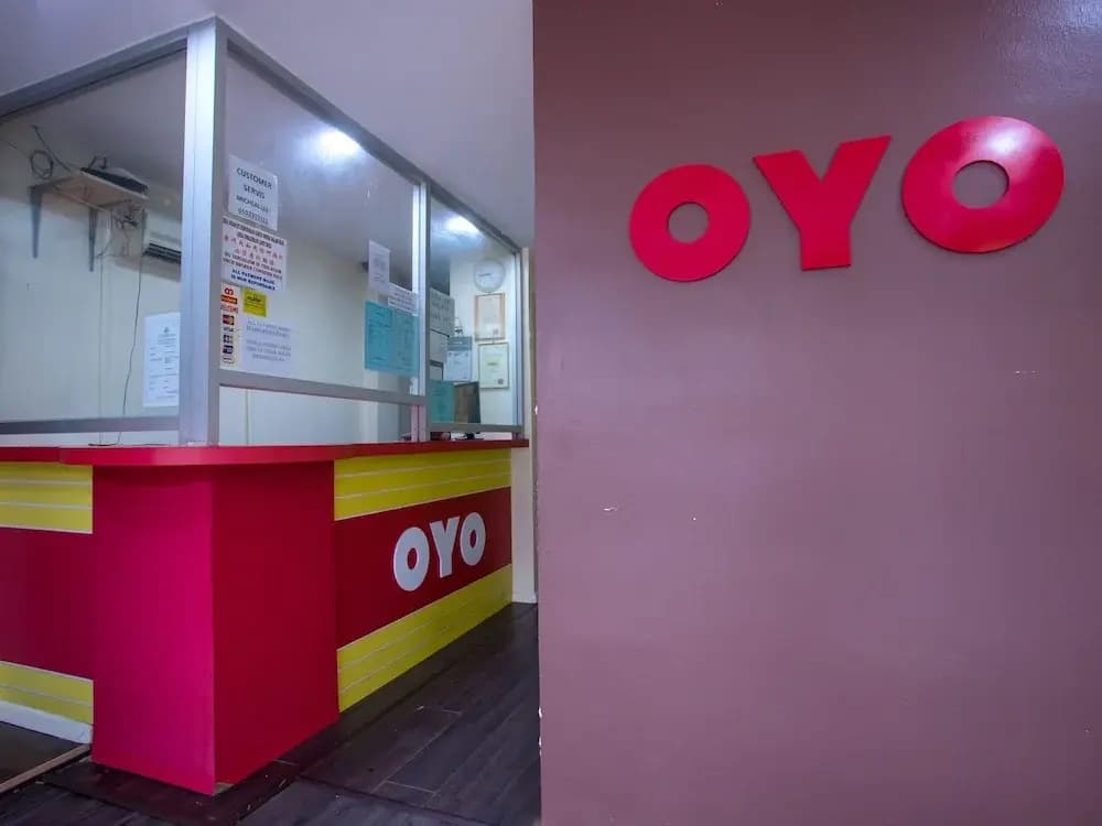 OYO 90281 Hotel Taj - photo 12