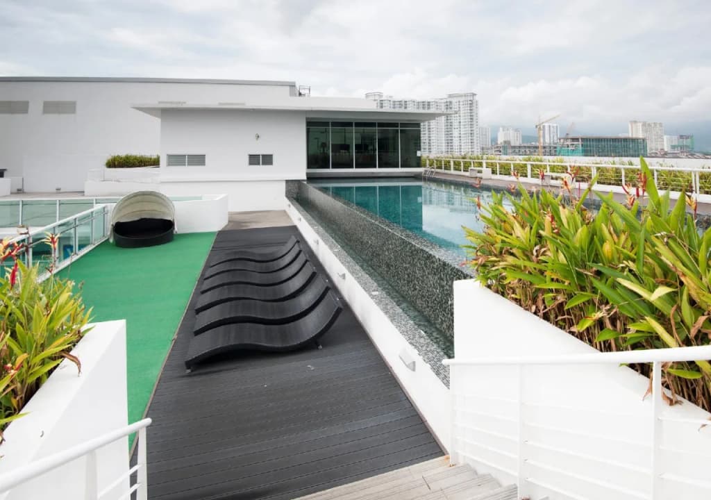 Maritime Luxury Suites - photo 13