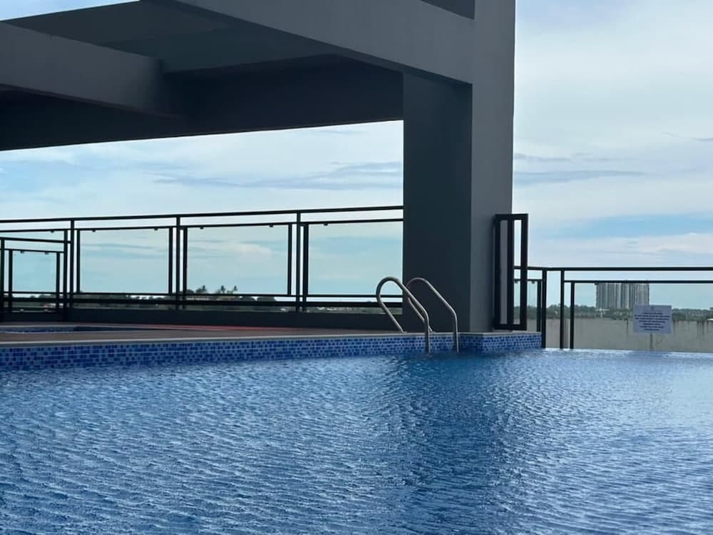 The MAJULAN Hotel - photo 41