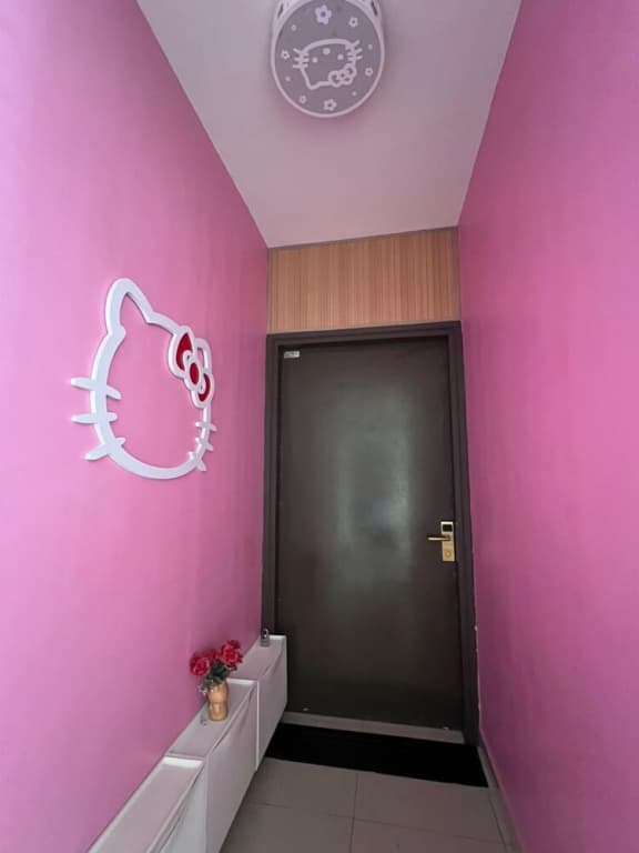 Hello Kitty Signature Suite - photo 46