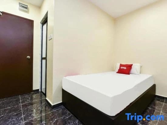 Th Hotel - photo 2