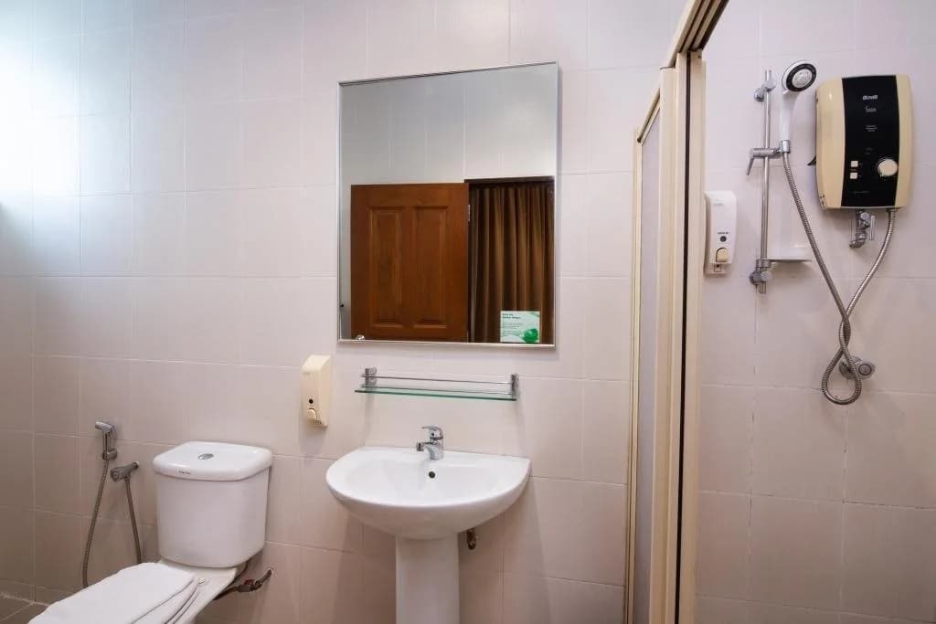Golden View Serviced Apartment - photo 11