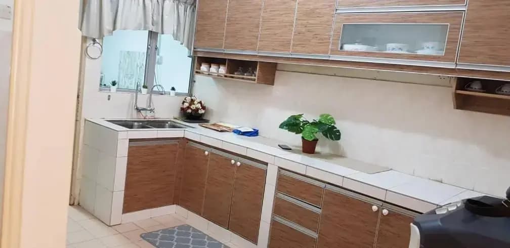 Tun Perak Homestay - photo 10