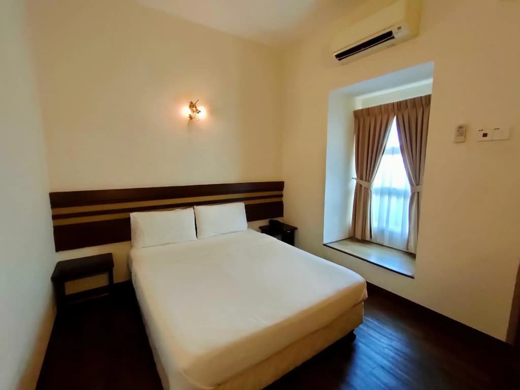 Cozzy Motel - photo 1