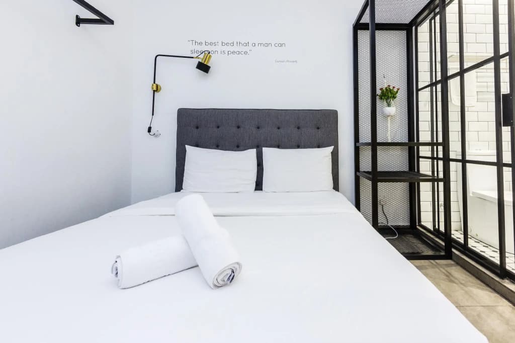 Z Hotel - photo 5