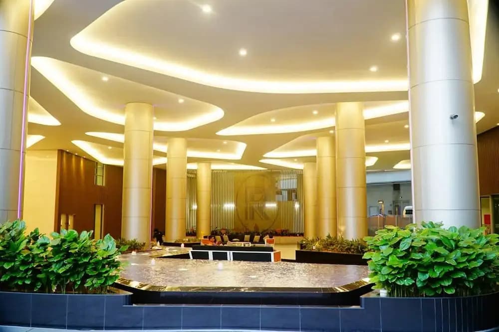 Platinum Suites AT Swiss Garden - photo 2