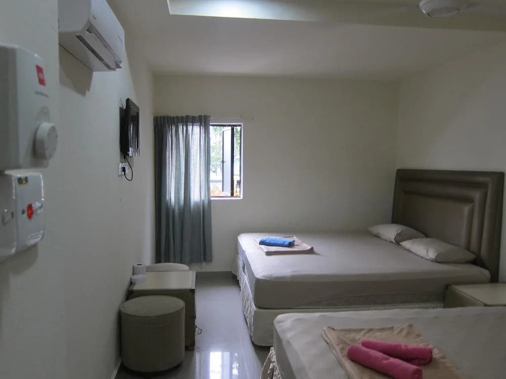 SB Hotel - photo 1