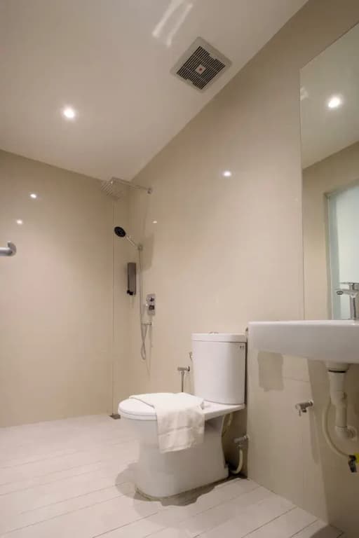 T Hotel Jalan Sultanah - photo 26