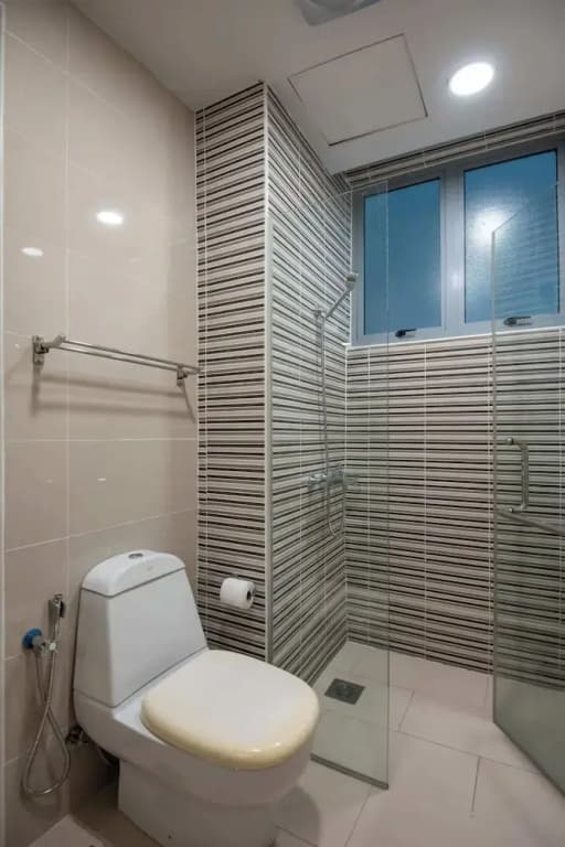 3BR Somerset Apt 2 TVs With Harbour View, Legoland - photo 8