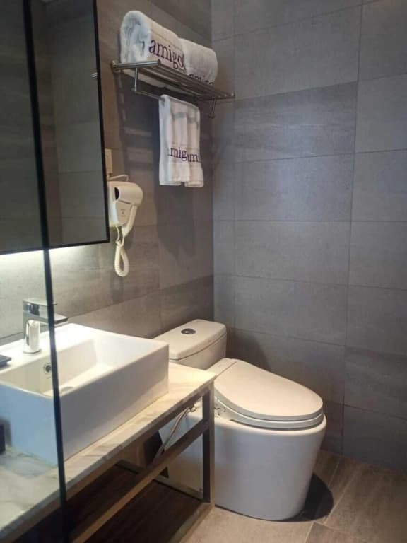 Amigo Hotel Bintulu - photo 10