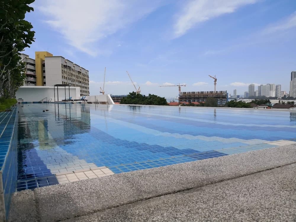 3BR Seaview Suite Gurney Drive - photo 15