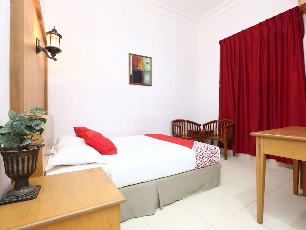 OYO 89523 Villa Sri Mayang - photo 6
