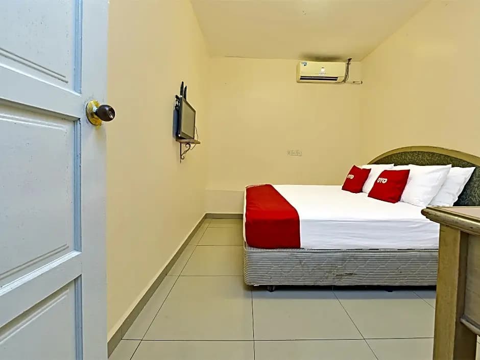 OYO 90585 D Pearl Hotel - photo 3