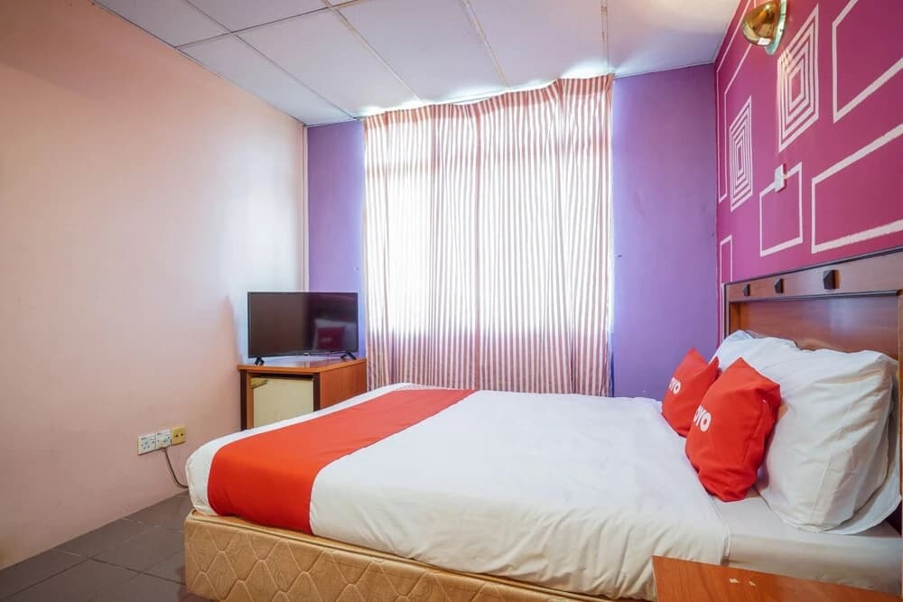 DJ Hotel Lumut by OYO Rooms - photo 6