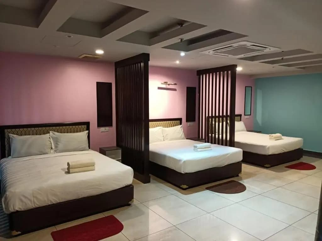 Hotel Sri Sutra PJ 222 - photo 11