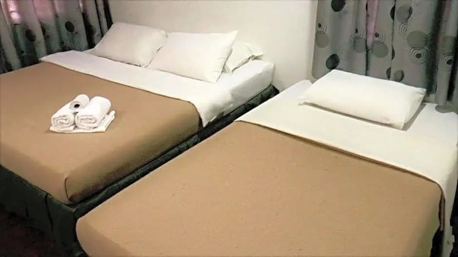 CasaPelindung Guesthouse - photo 2
