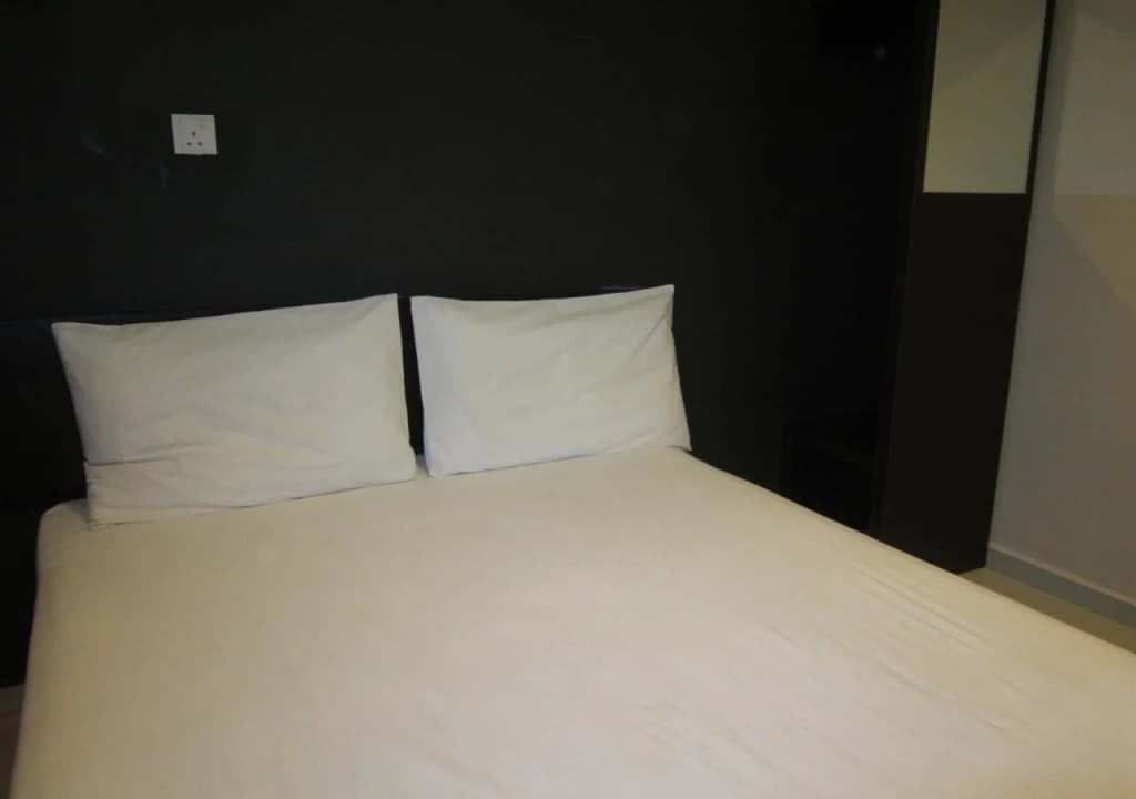 Three Top Hotel - photo 6