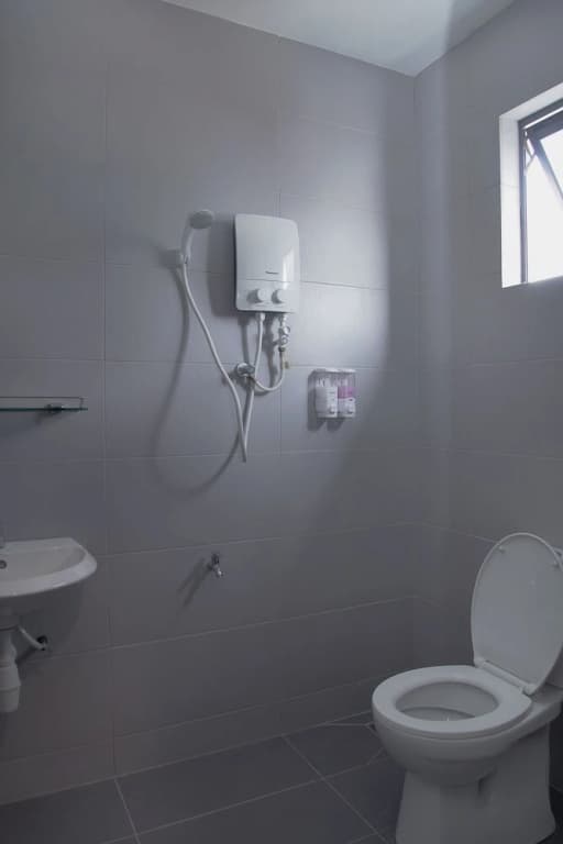 Hotel Ali Imran - photo 10