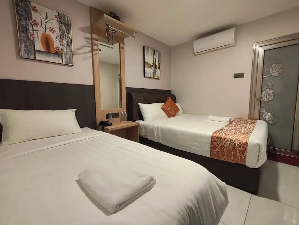 Hotel Mawar Inn - photo 23