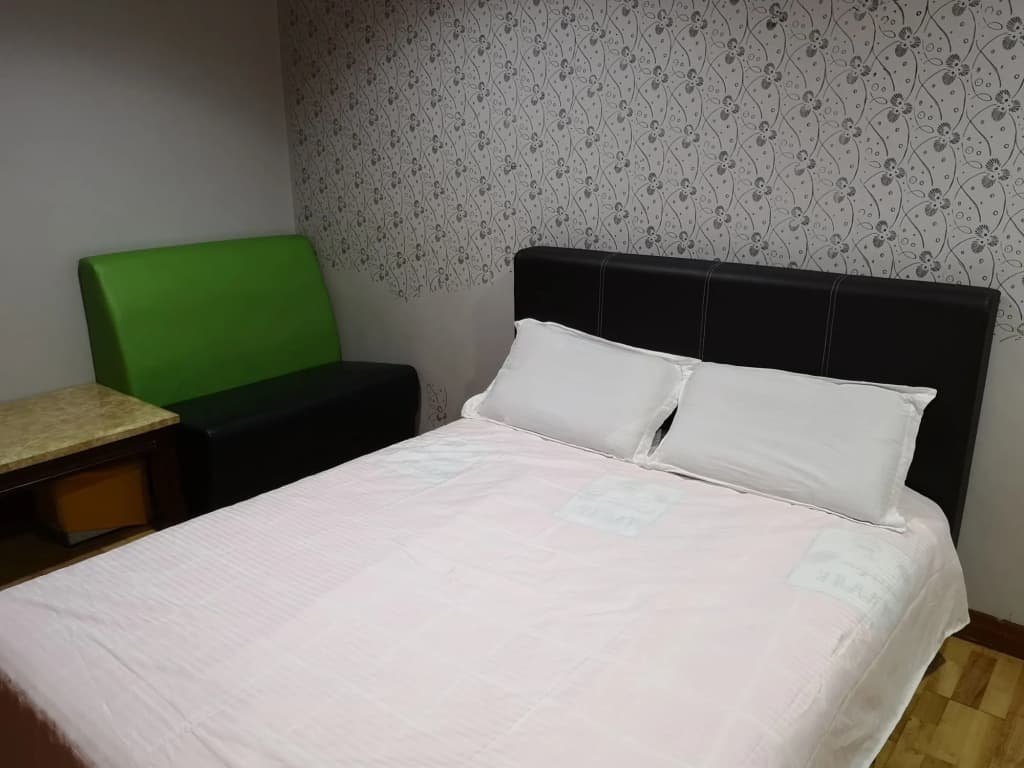 Home Inn - photo 2