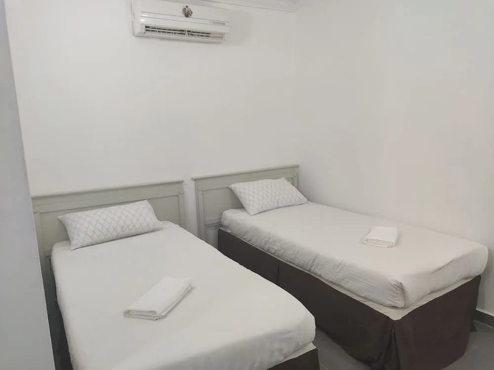 Sri Kencana Motel - photo 7