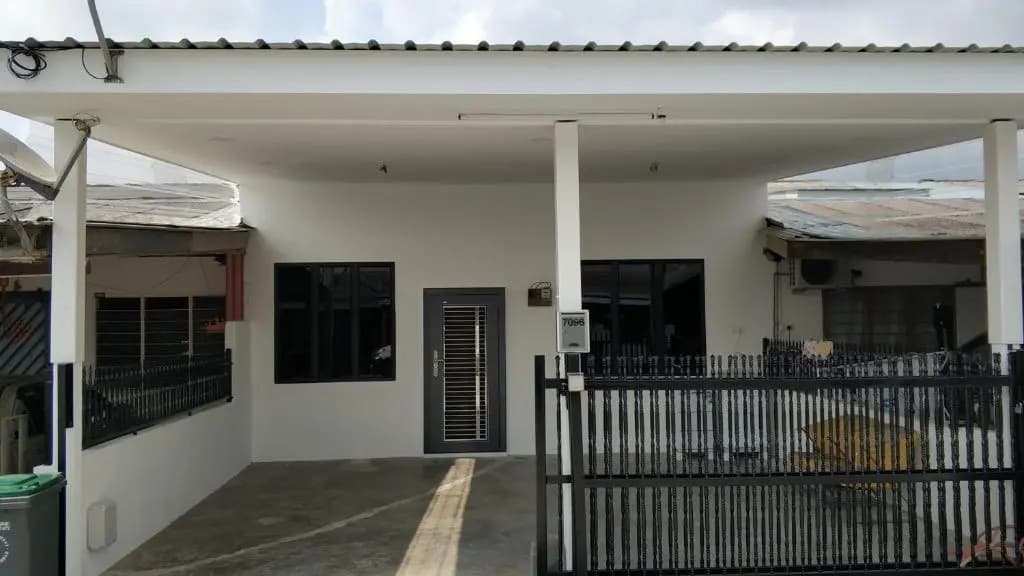 Mersing little homestay with free WIFI - photo 1