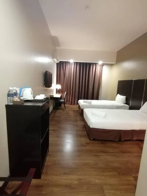 Hotel 17 - photo 3