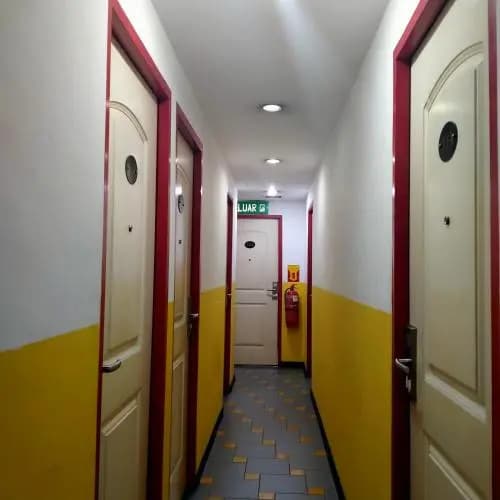 1st Inn Hotel Glenmarie - photo 8