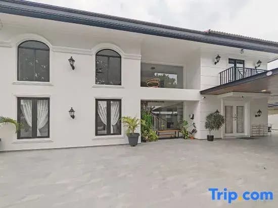 NanyangMaison•SemiD•2.5sty•PrivtPool•KTV•85"TV•BBQ - photo 1