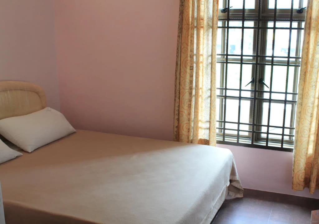 B Link Hotel - photo 4