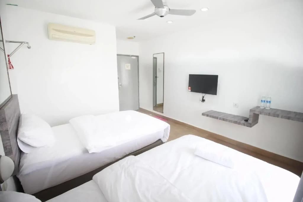 Tropical Hotel Kota Damansara - photo 13