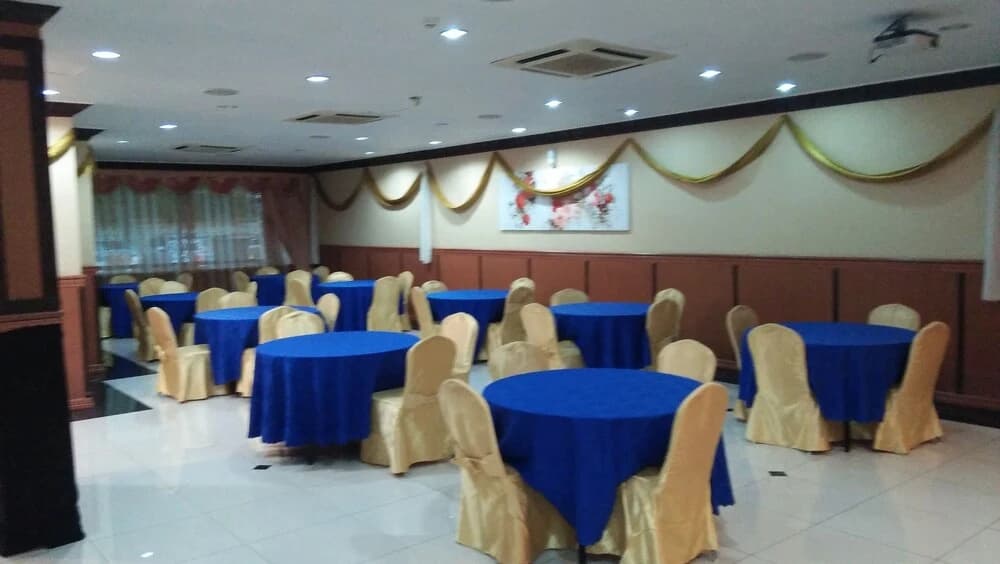 TC Inn Capital Hotel - photo 16