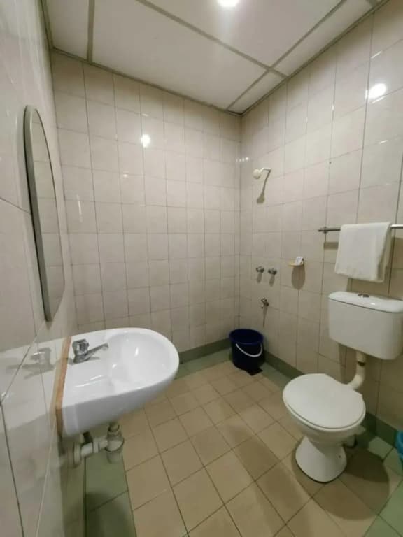 Century Hotel Inanam - photo 11