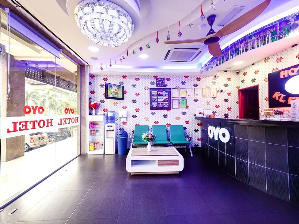 OYO 444 KL Empire Hotel - photo 12