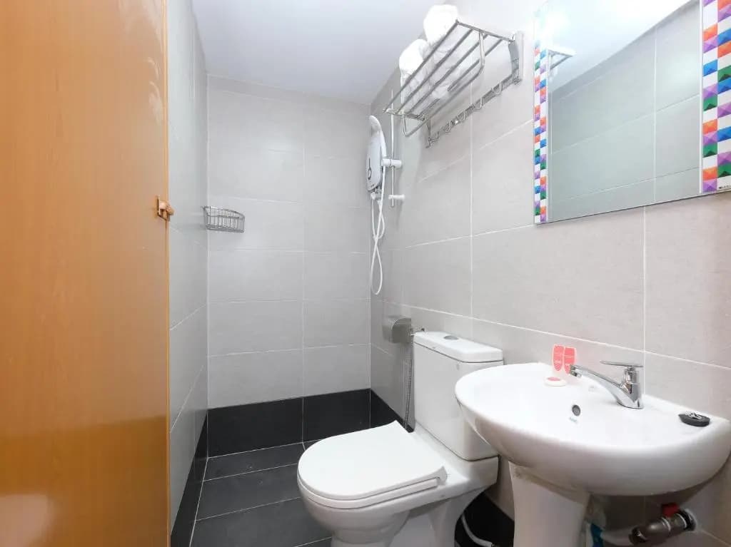 OYO 44043 First Garden Hotel - photo 8