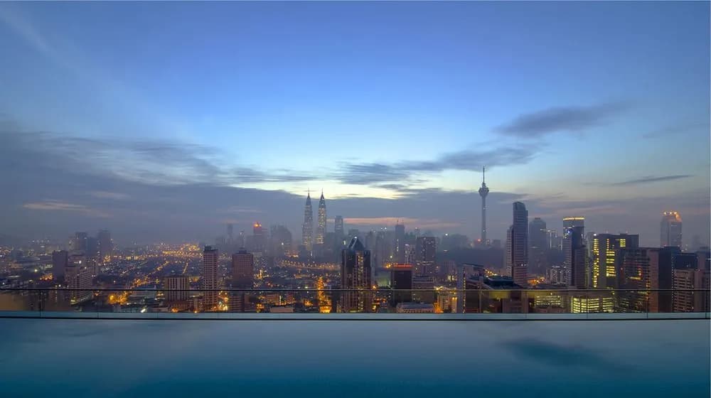 Amazing Rooftop View at Regalia KL - photo 16